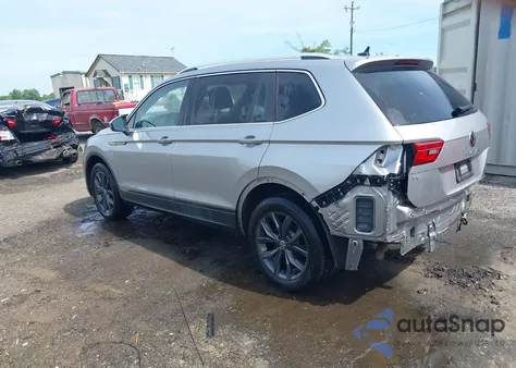 2022 Volkswagen Tiguan 2.0T Se из США, поврежденный, VIN 3VV2B7AX3NM041896